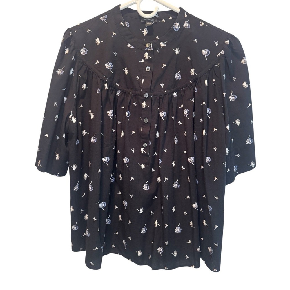 Ann Taylor Women Black Floral Band Collar Gathered Yoke Short Sleeve Top XL NEW